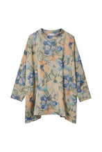 Load image into Gallery viewer, Floral Oversized Top