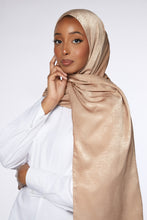 Load image into Gallery viewer, Latte Velour Hijab